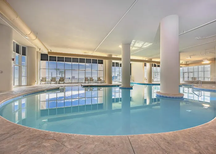 Phoenix Gulf Towers 2205