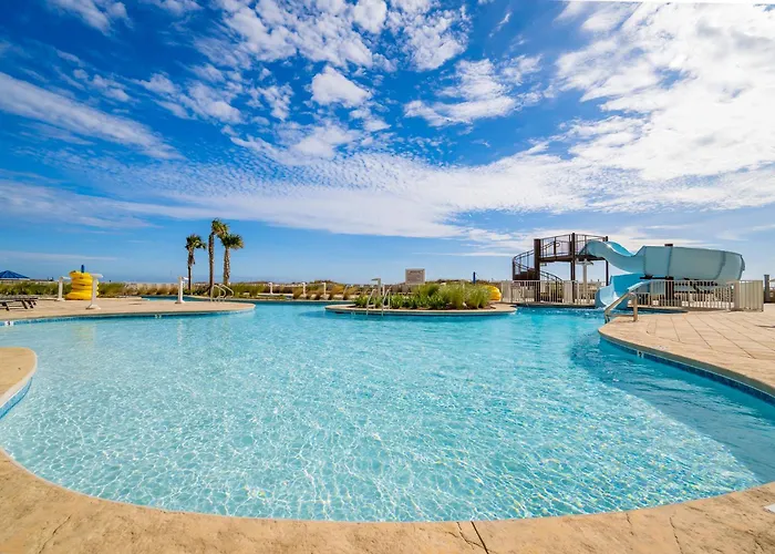 Phoenix Gulf Towers 2205 Apartment
