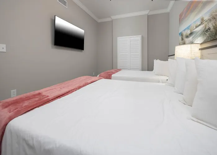 Phoenix Gulf Towers 2205 Apartment *